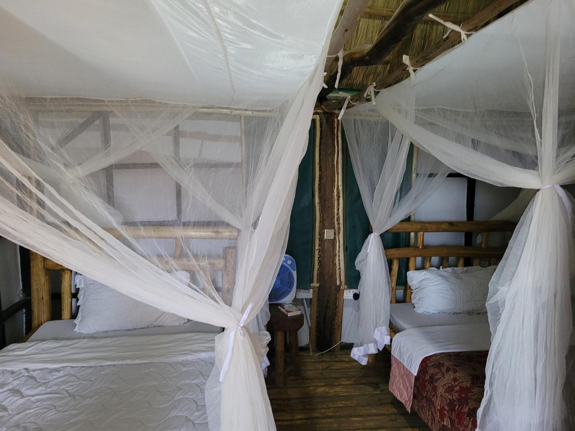 Songbird Safari & Resort Katunguru