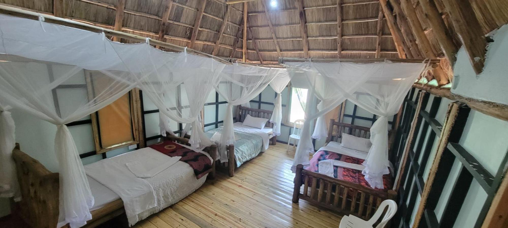 Songbird Safari & Resort Katunguru